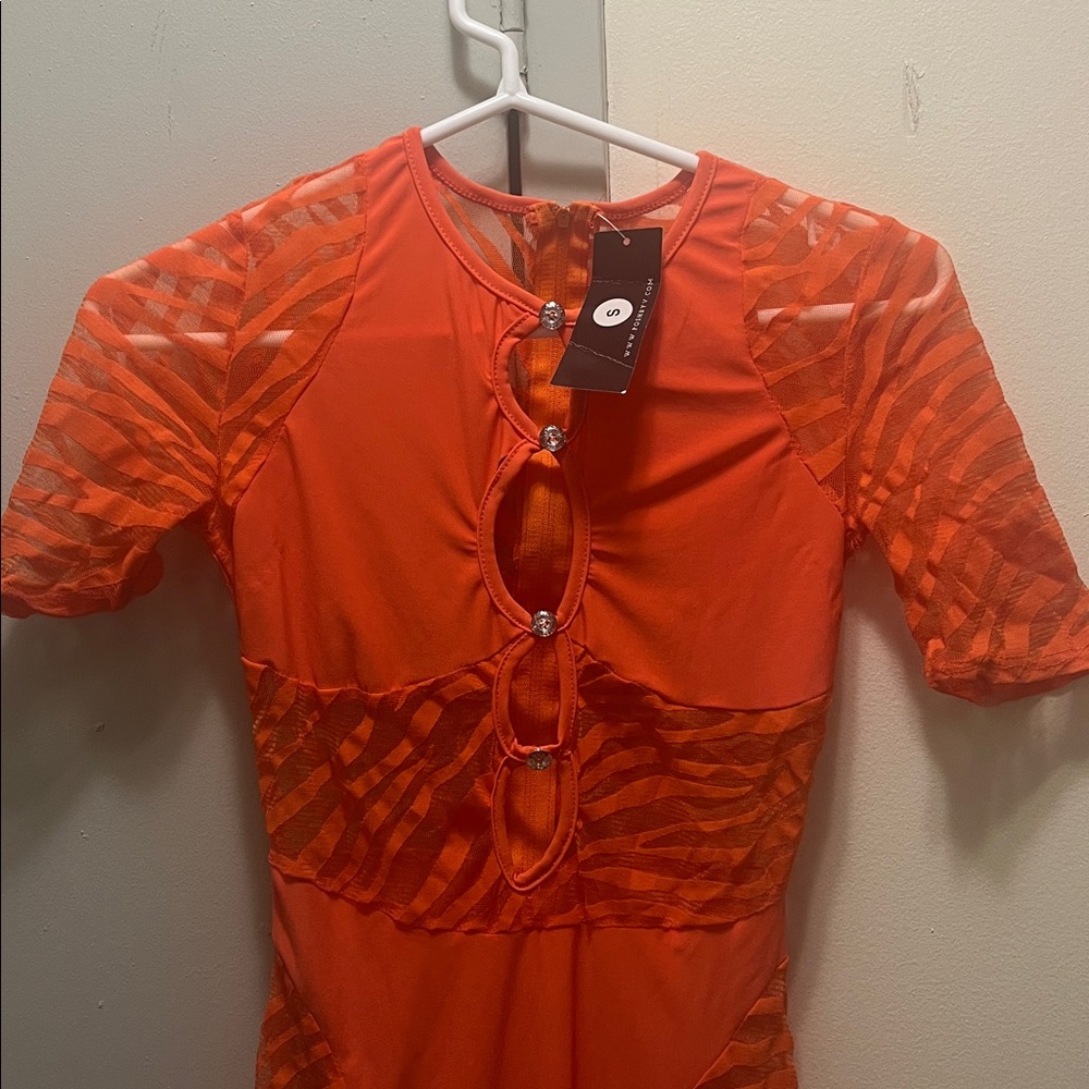 Posh by V Orange Cut-Out Short Sleeve Dress - Picture 7 of 8